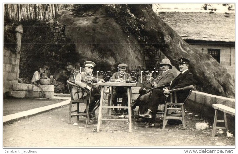* T2 ~1912 Qingdao, Tsingtau, Kiautschou Bay Concession; German Soldiers With Imperialists, Photo - Non Classificati