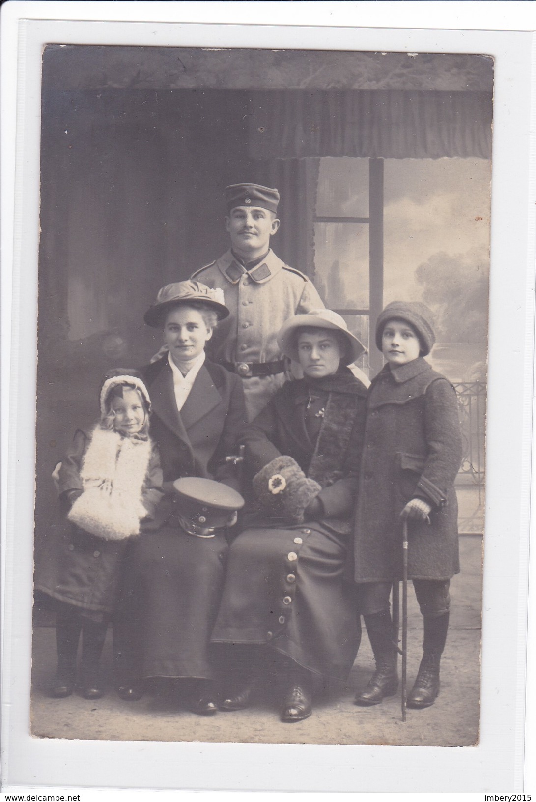 Foto Karte, Familienfoto Mit Soldat Im Kriegsjahr, 1914, 1915, - Weltkrieg 1914-18