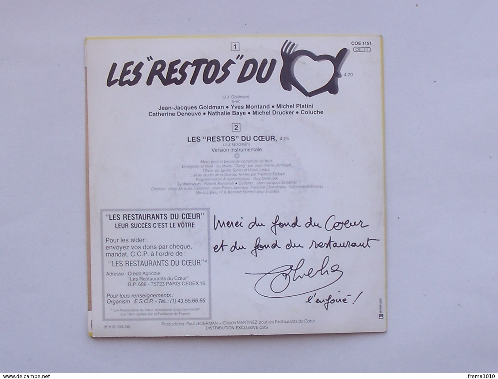 LES RESTOS DU COEUR: Disque Vinyle 45 Tours 1986 - Coluche Goldman Montand Platini Baye Drucker Deneuve - Autres - Musique Française