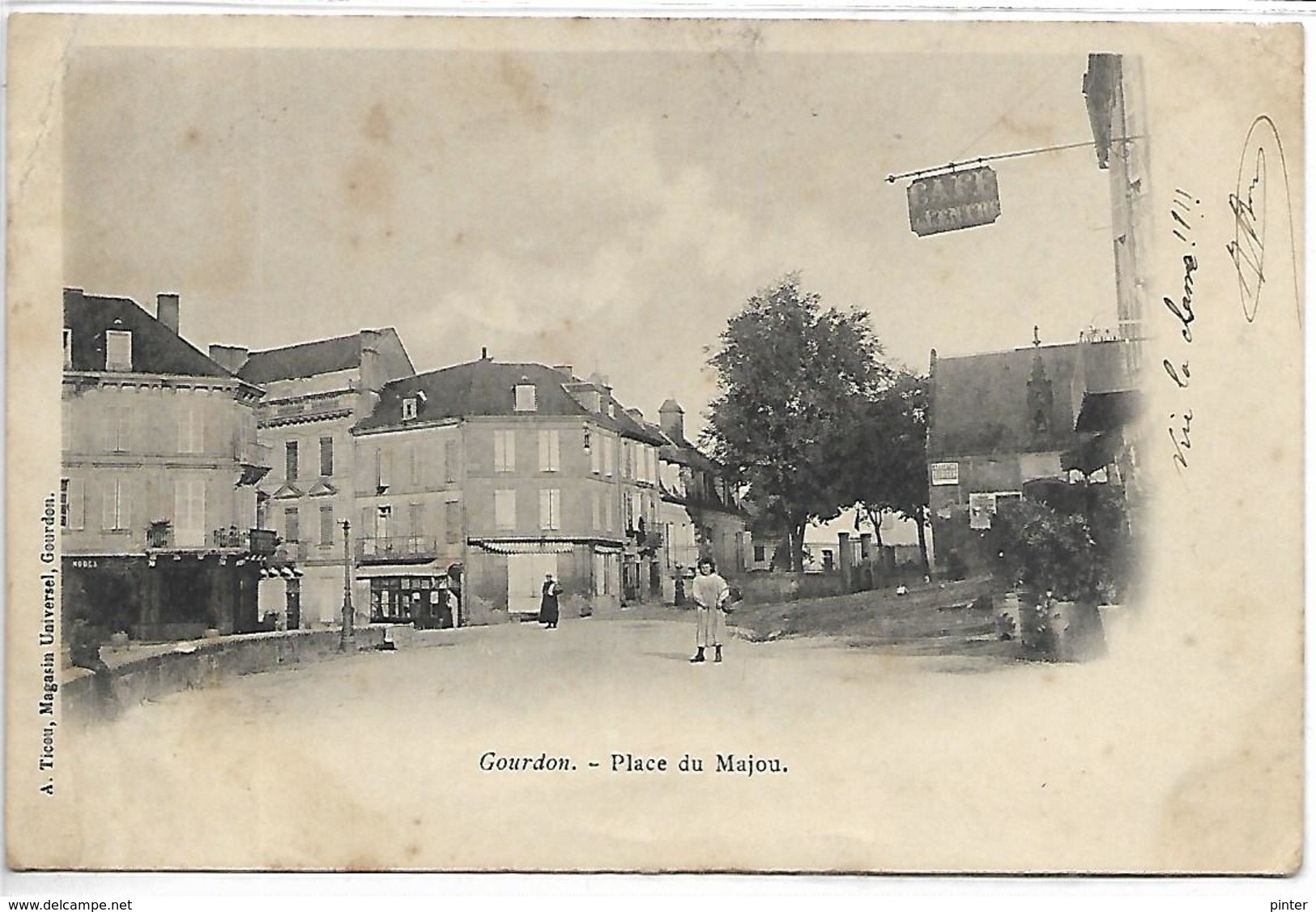 GOURDON - Place Du Majou - Gourdon