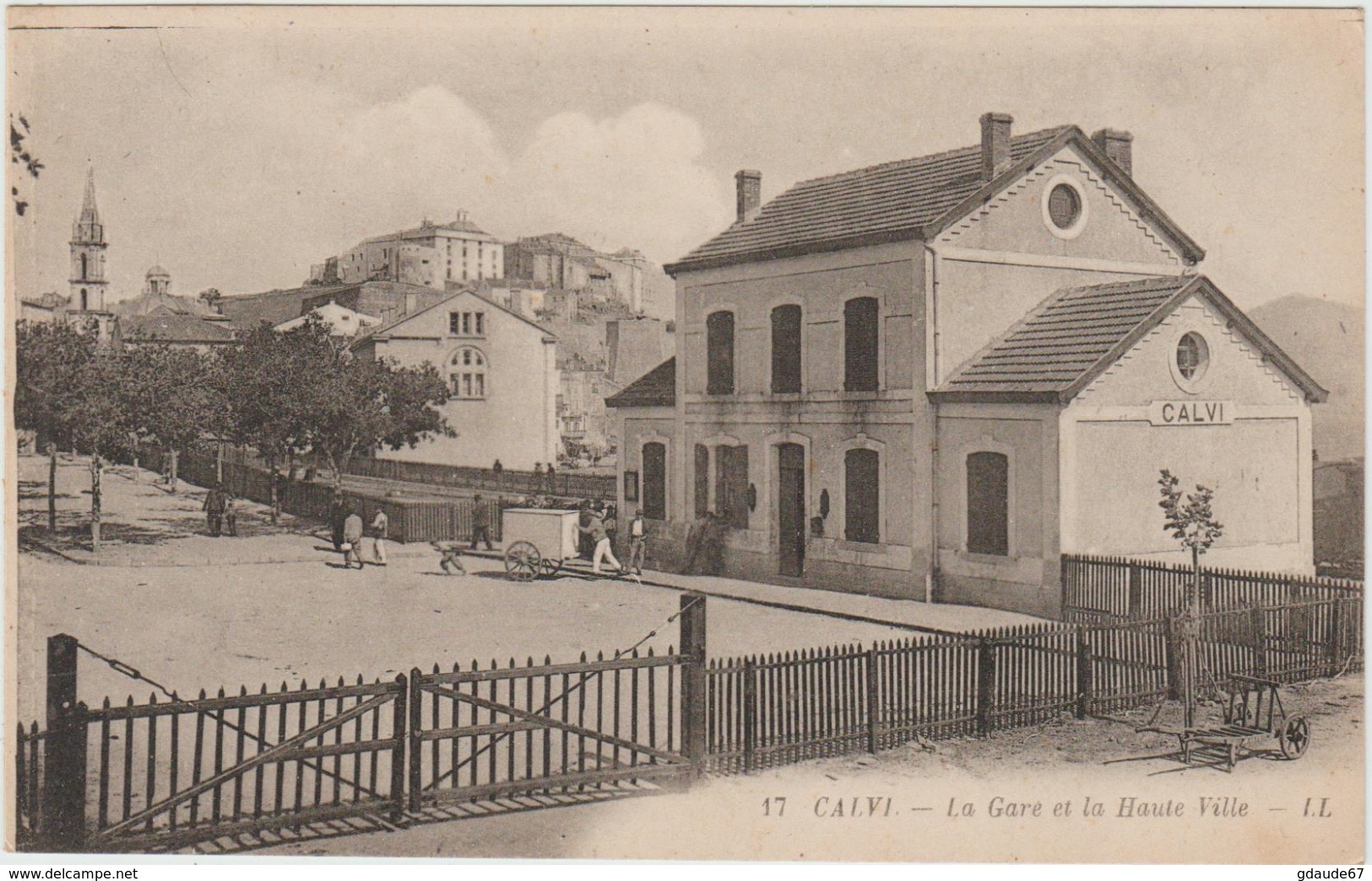 CALVI (CORSE / 20) - LA GARE ET LA HAUTE VILLE - Calvi