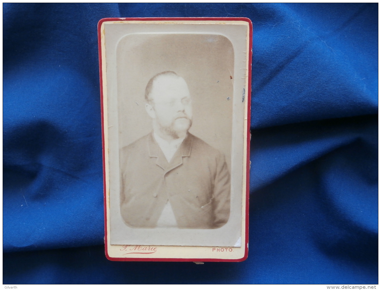 Photo CDV  Paul Marie De Paris  Portrait Homme Portant Moustache, Barbe Et Des Lunettes - Circa 1885 - L299B - Anciennes (Av. 1900)