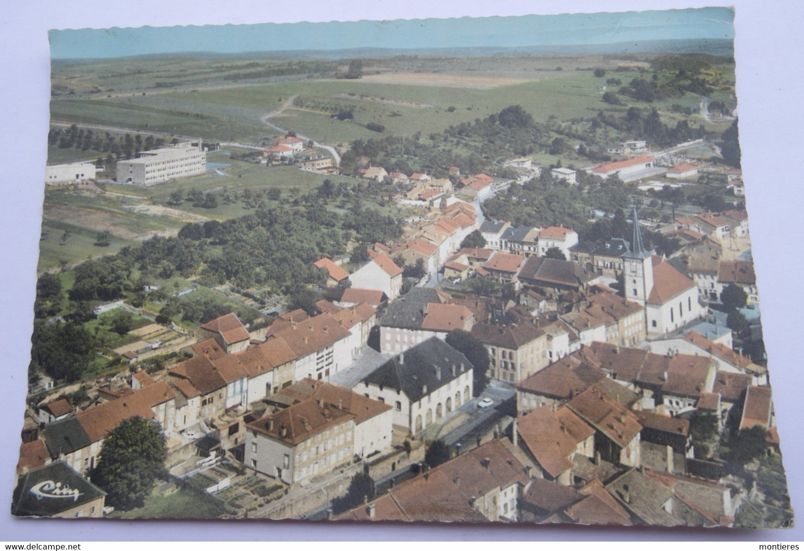 CPSM 57 - LORQUIN VUE AERIENNE D'ENSEMBLE ET LE C.E.S. - Lorquin