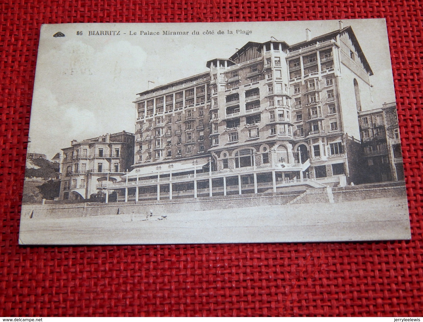 BIARRITZ  -  Le Palace Miramar Du Côté De La Plage - Biarritz