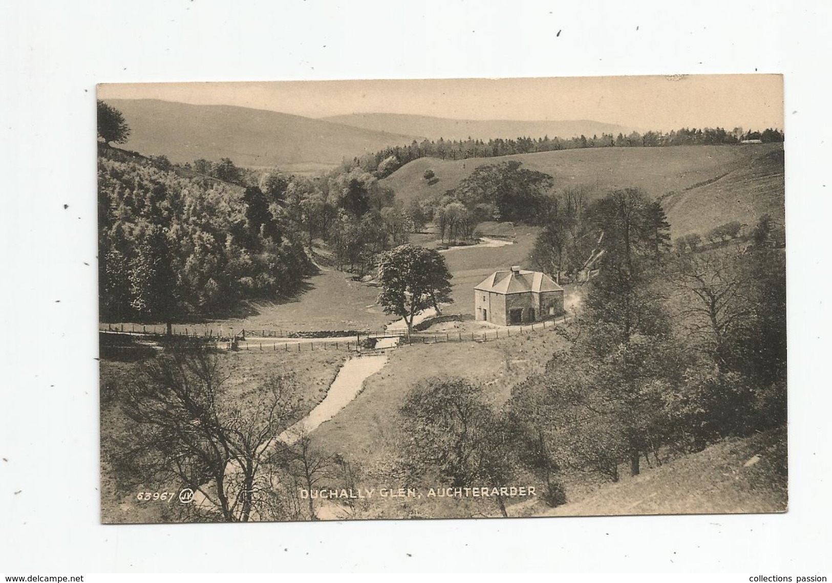 Cp , ECOSSE , Duchally Glen ,AUCHTERARDER , Vierge , Ed : Garrie - Perthshire