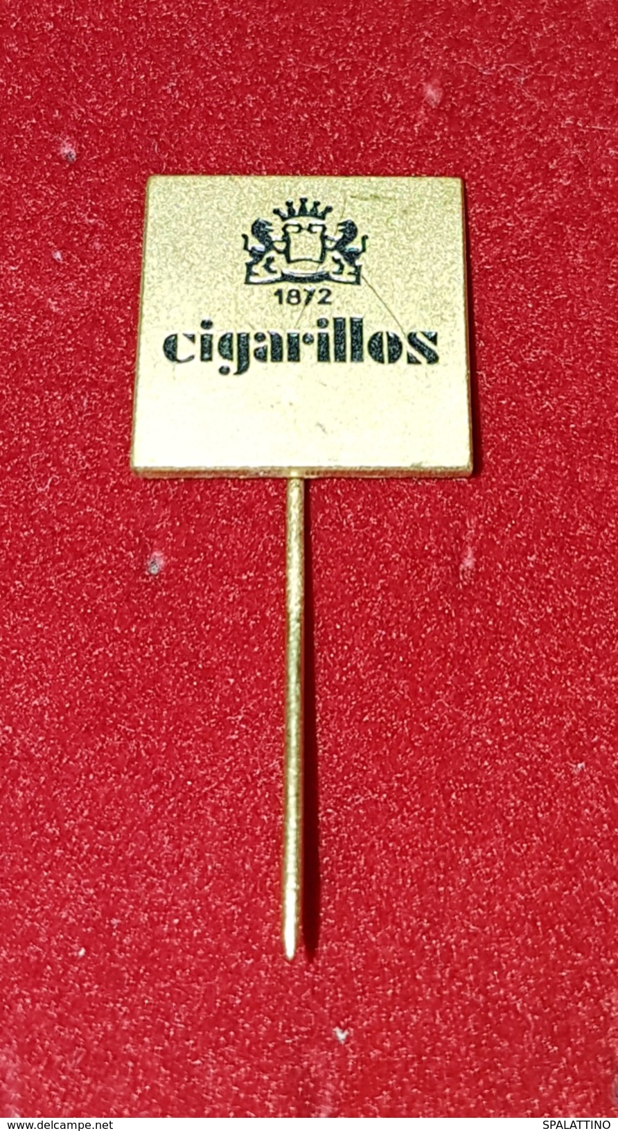 CIGARILLOS, ORIGINAL VINTAGE CIGARETTE PIN BADGE - Autres & Non Classés