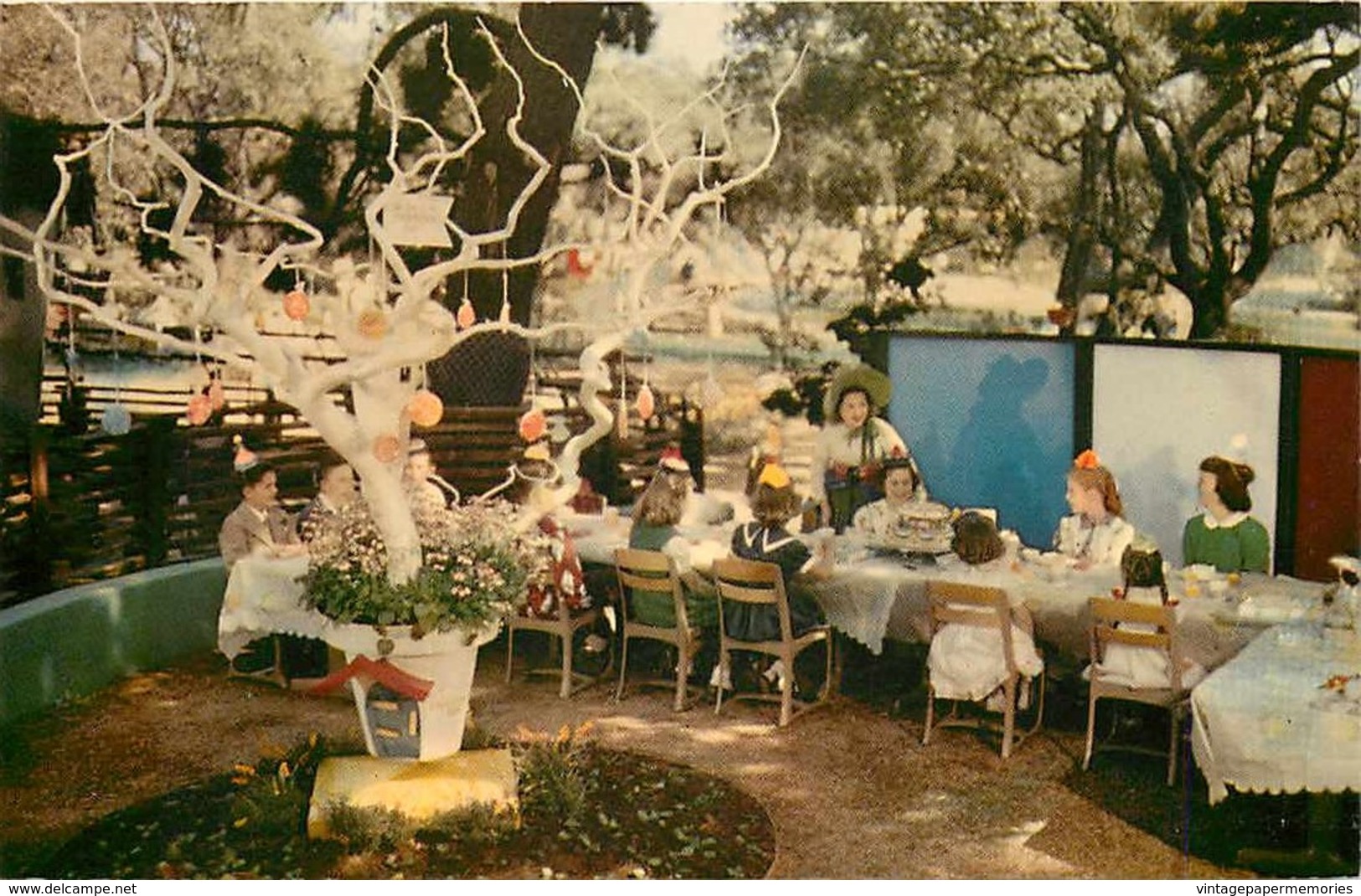 273145-California, Oakland, Children's Fairyland, Birthday Party At Sugar Plum Tree, Duchess By HS Crockett - Oakland