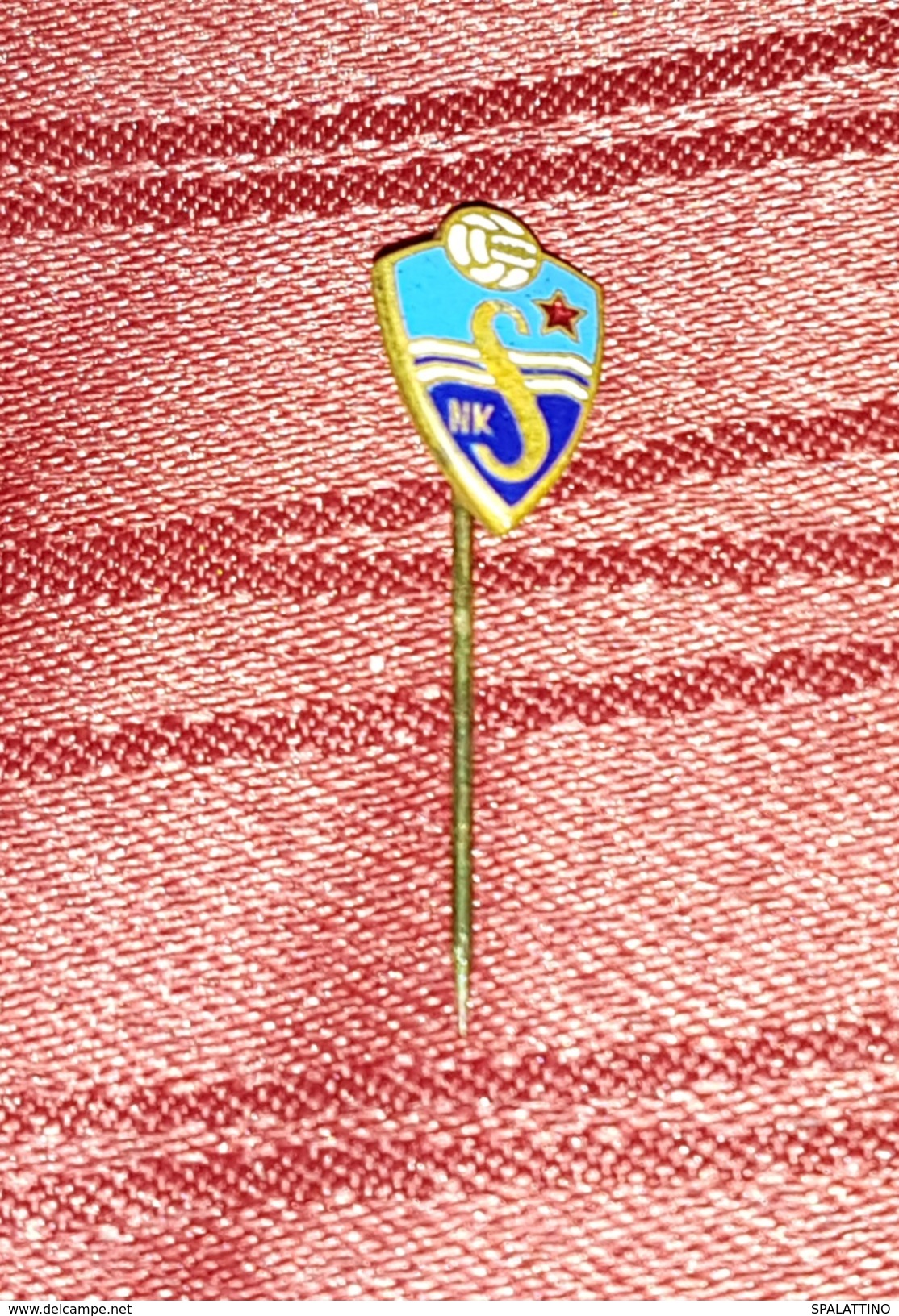 NK &Scaron;IBENIK CROATIA, ORIGINAL VINTAGE ENAMEL PIN BADGE - Football