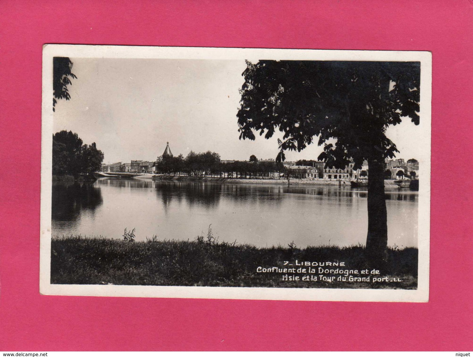 33 GIRONDE, LIBOURNE, Confluent De La Dordogne Et De L'Isle Et La Tour Du Grand Port, 1949, (L. L.) - Libourne