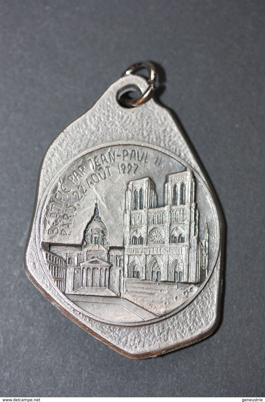 Pendentif Médaille Religieuse "Frédéric Ozanam, Béatifié Par Jean-Paul II En 1997" Religious Medal - Religion & Esotericism