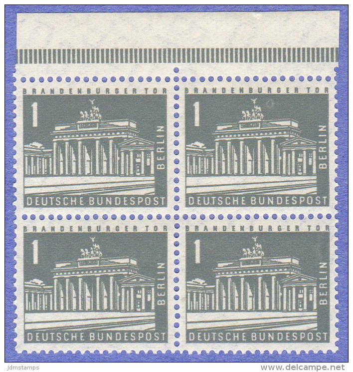 BER SC #9N120 MNH B4, 1956 Brandenburg Gate, CV $1.00 - Unused Stamps
