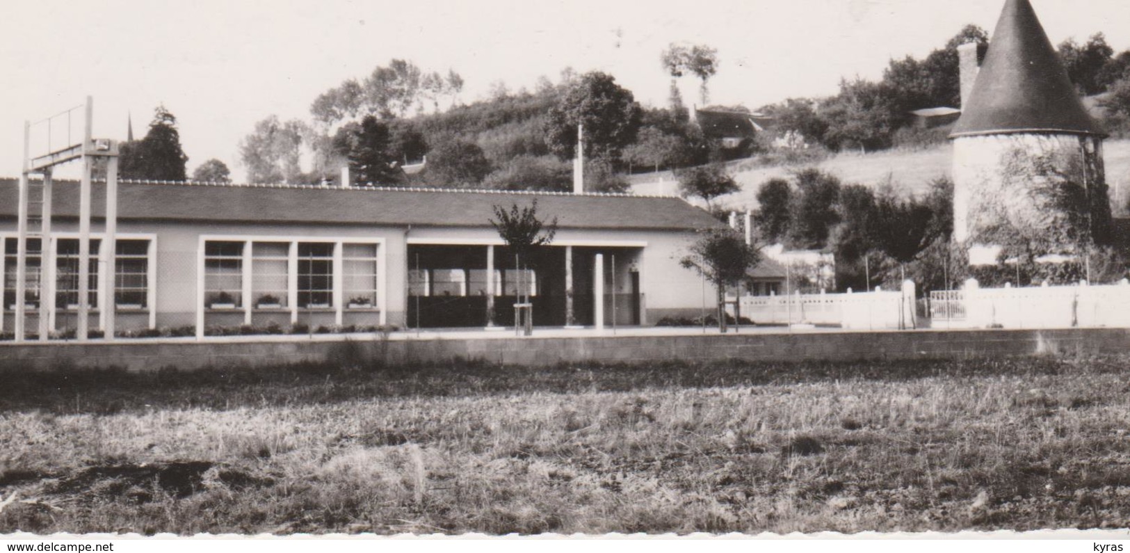 CPSM 9X14  (72) BEAUMONT PIED DE BOEUF (486 Ha) Le Groupe Scolaire (Archit. Jacques FOUQUET) - Autres & Non Classés