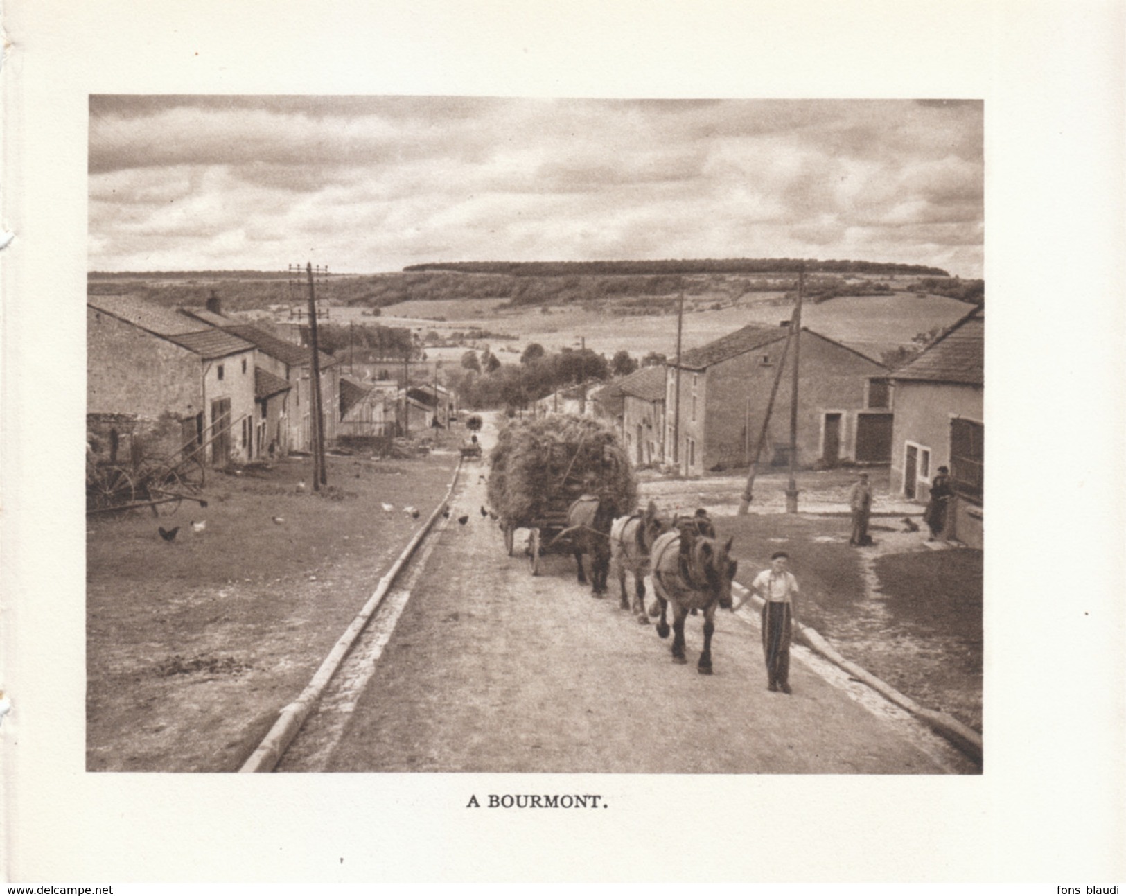 1948 - Héliogravure - Bourmont (Haute-Marne) - Une Rue - FRANCO DE PORT - Ohne Zuordnung