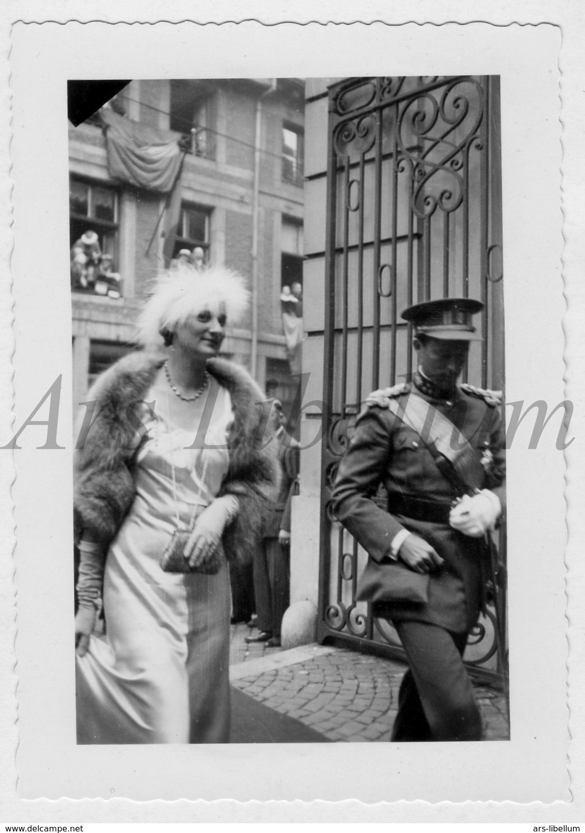 REAL Photo / ROYALTY / Belgique / Belgium / Reine Astrid / Koningin Astrid / Roi Leopold III / Liège / 1935 - Personalidades Famosas