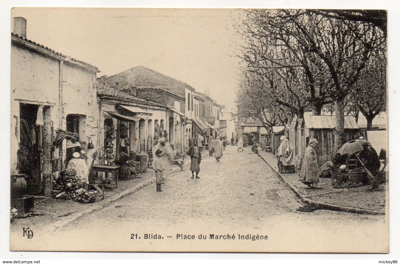 Algérie--BLIDA--Place Du Marché Indigène (très Animée) N°21  éd  KD........à  Saisir - Blida