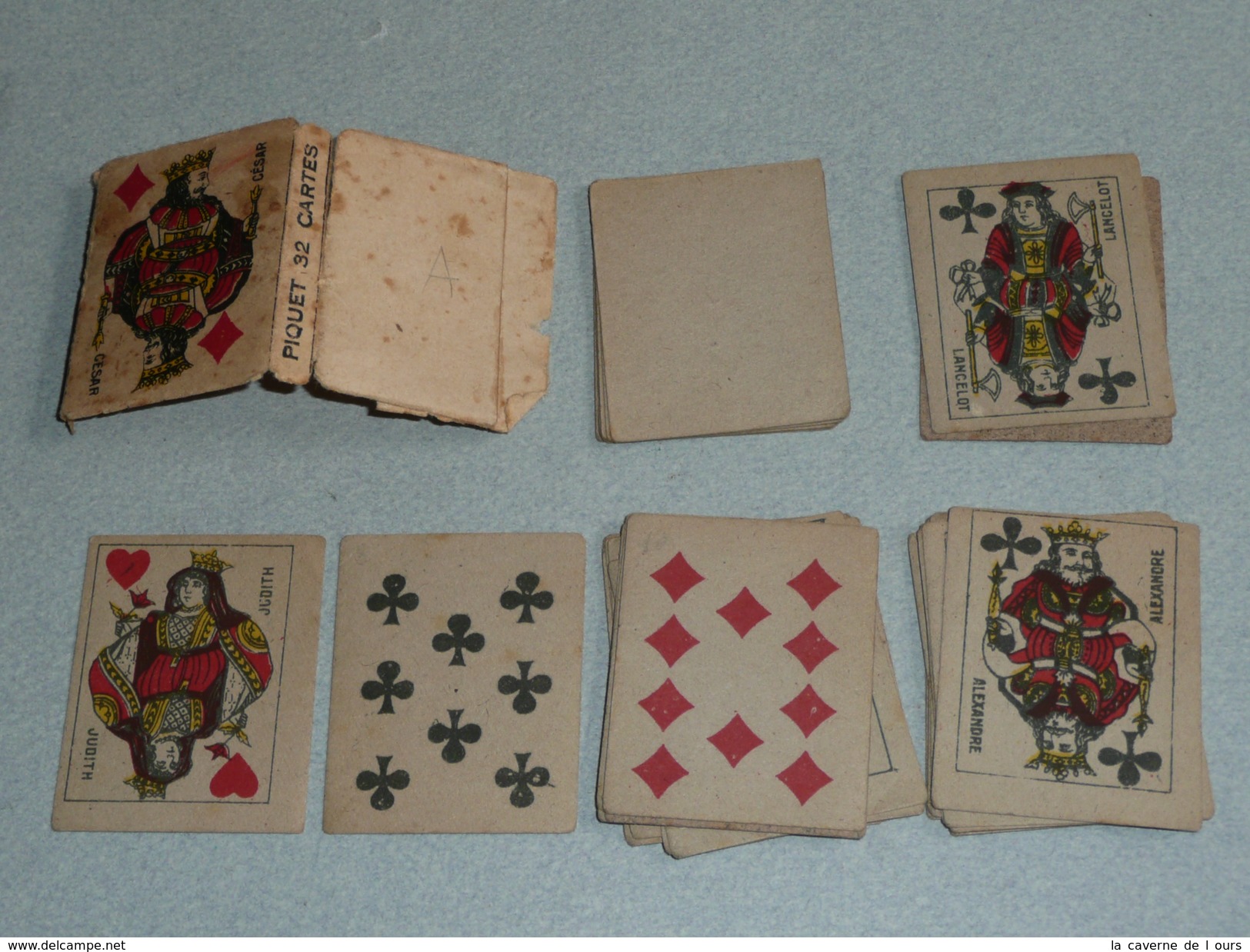 A VOIR Rare Ancien Jeu De 32 Cartes MINIATURES, Complet, Piquet, Pochoir - 32 Cartes