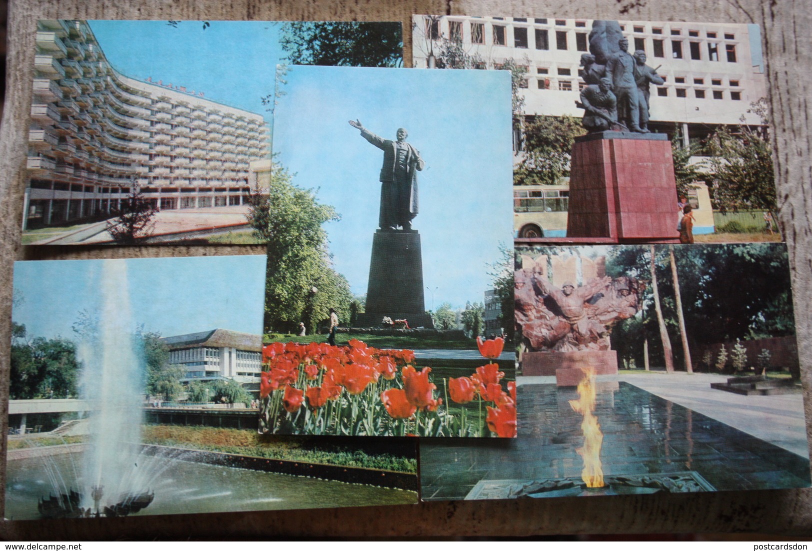 KAZAKHSTAN. ALMATY Capital.  13 Postcards Lot - Old Pc 1970s Lenin Monument - Kazakistan