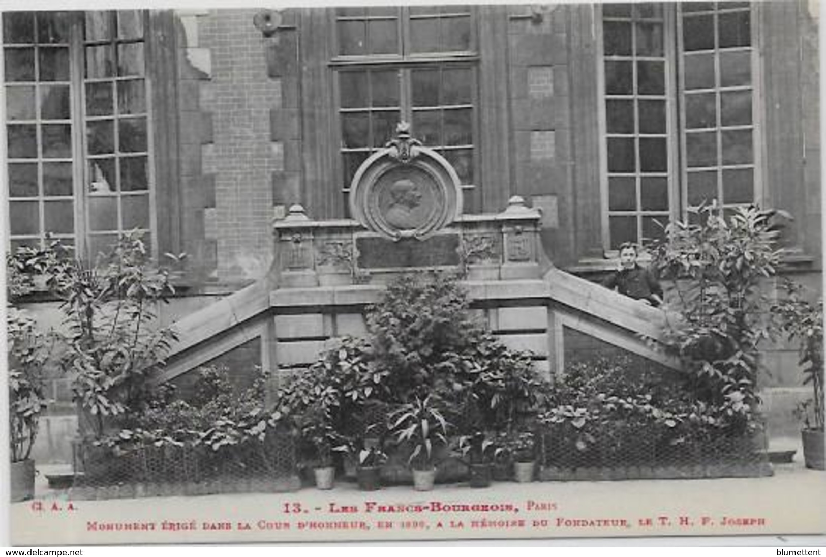 CPA 4e Arrondissement Paris Les Francs Bourgeois école Hôtel Non Circulé éditeur CL A.A - Distrito: 04