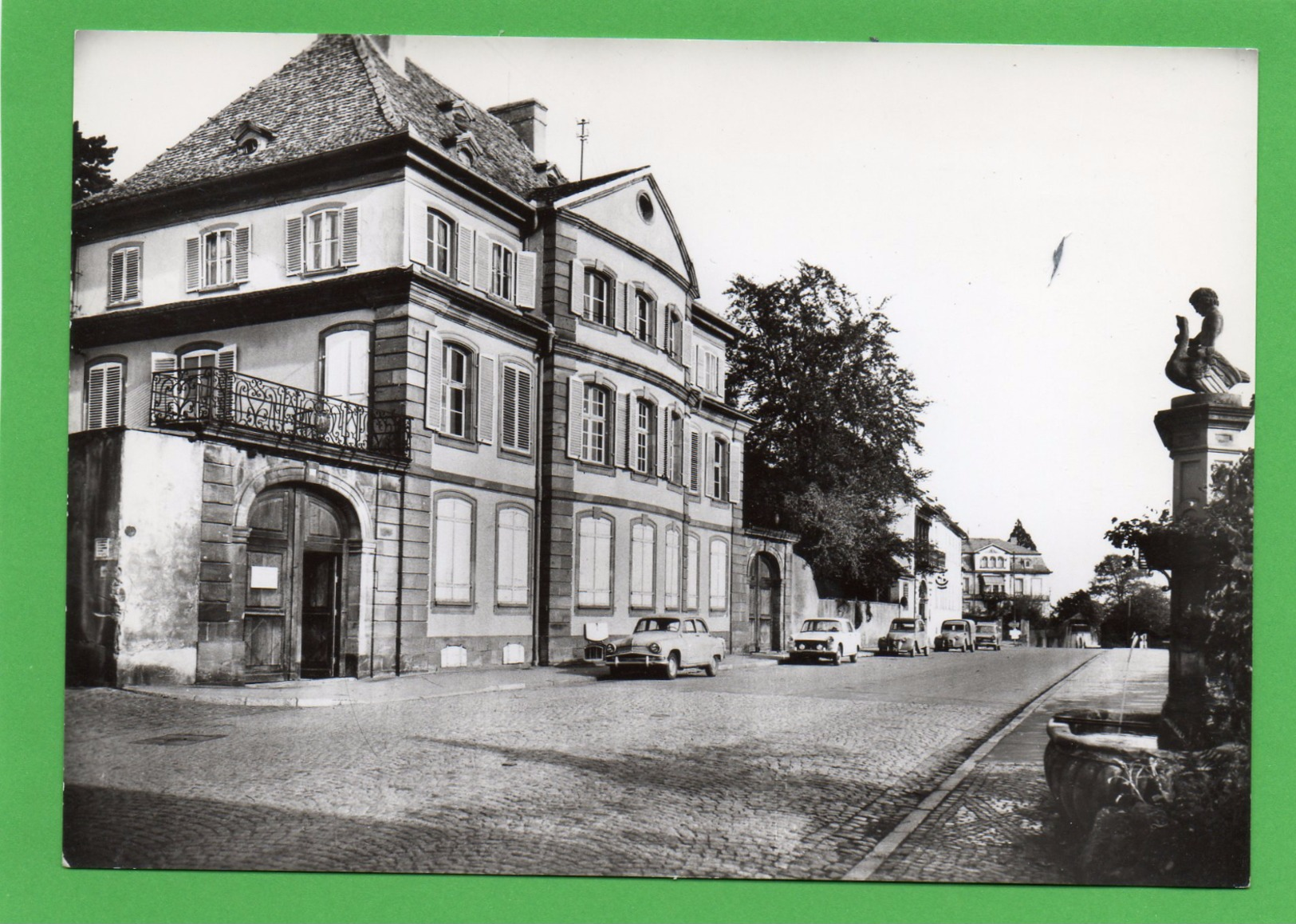 Barr La Fontaine ( Gaensbroennel Et Le Musée Folie Marco ) - Barr