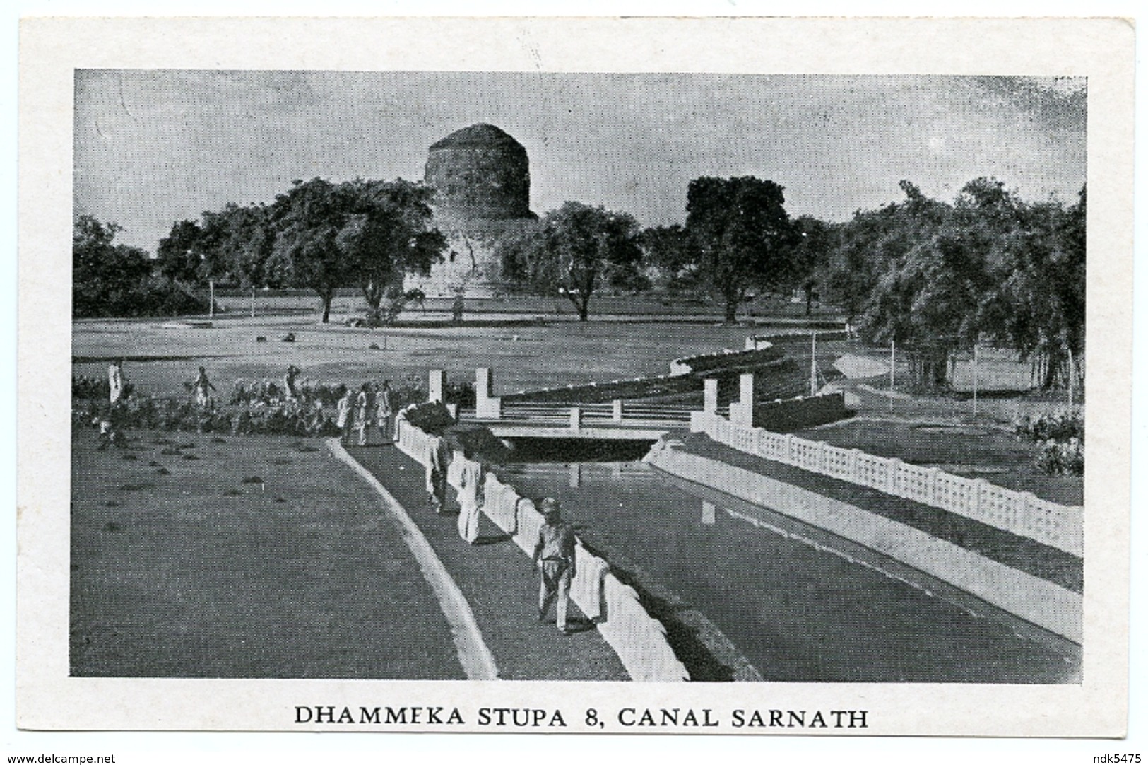 INDIA : SARNATH : DHAMMEKA STUPA & CANAL - India