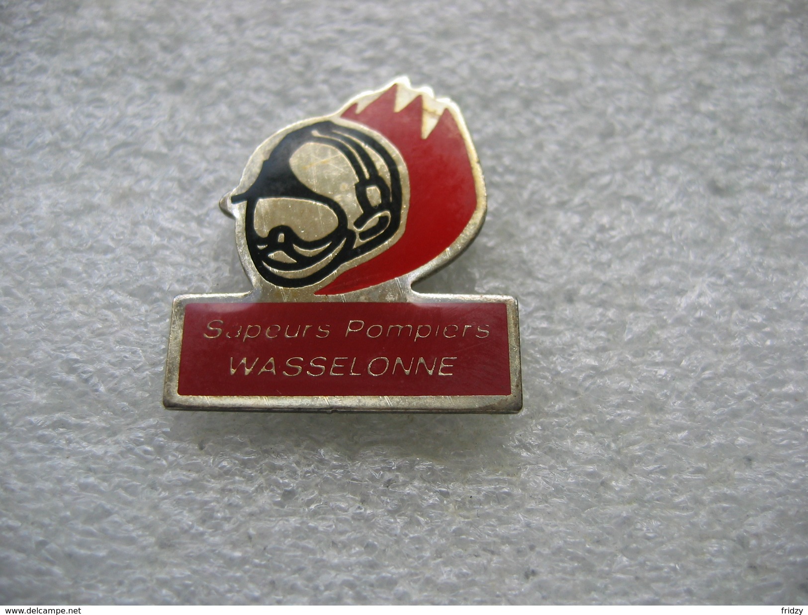 Pin's Des Sapeurs Pompiers De La Ville De WASSELONNE (Dépt 67) - Firemen