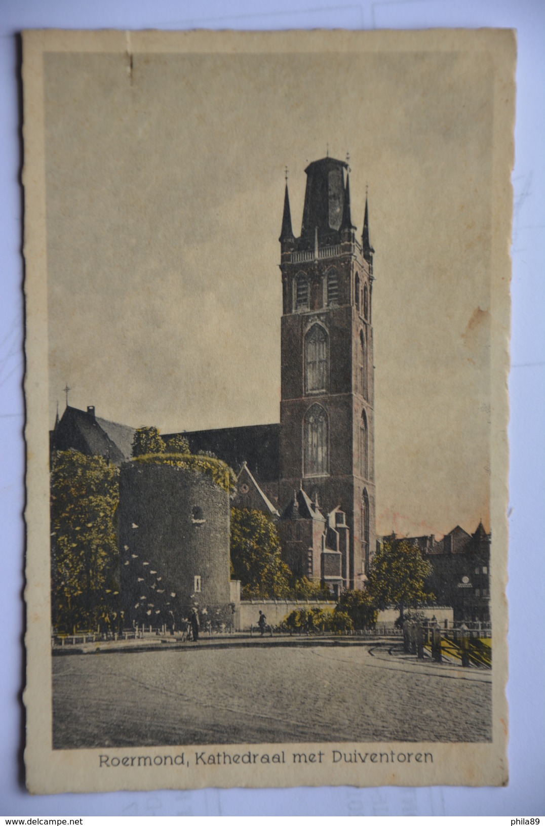 ROERMOND-kathedraal Met Duiventoren - Roermond