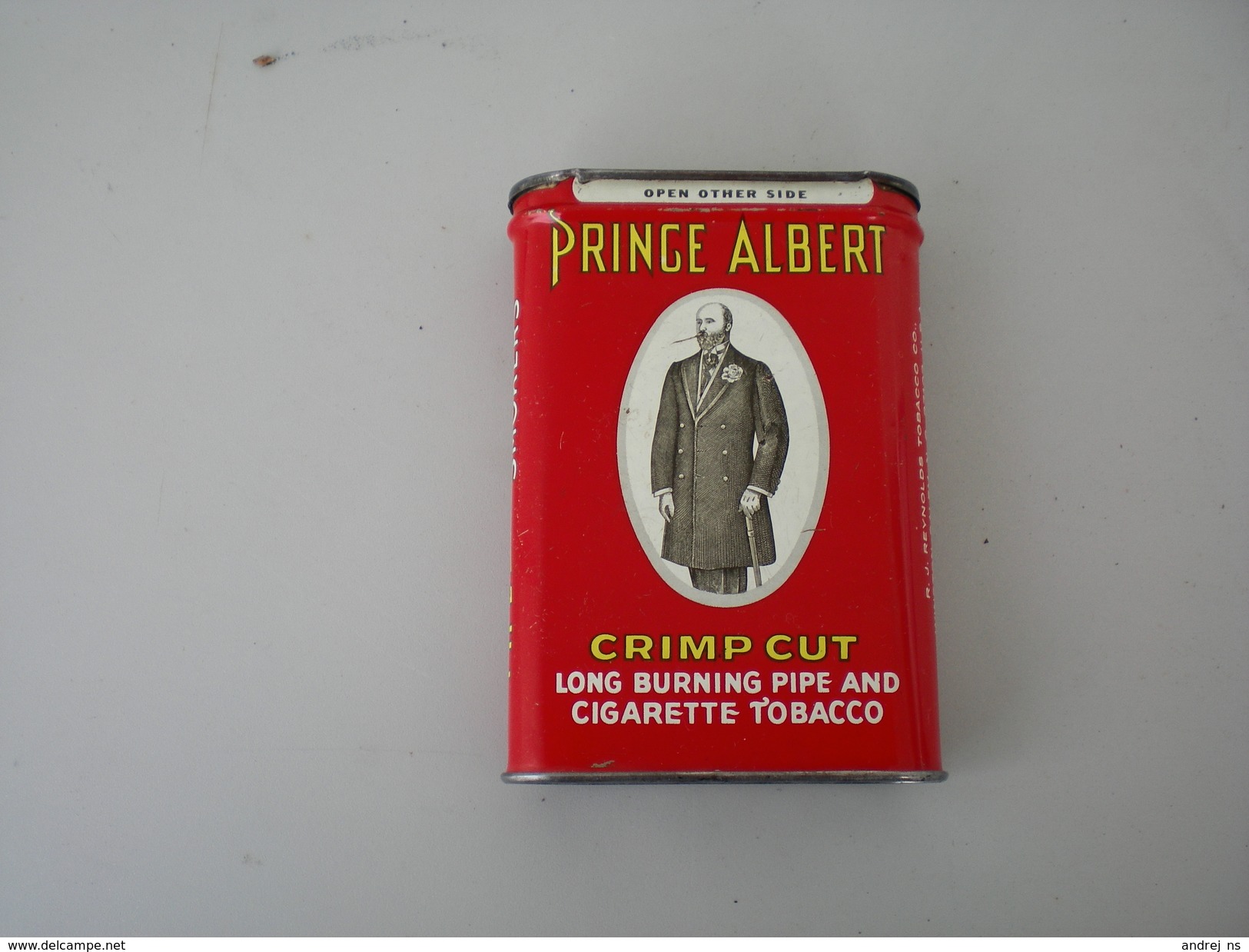 Price Albert Crimp Cut Logn Burning Pipe And Cigarette Tobacco Tobacco In A Box - Boites à Tabac Vides