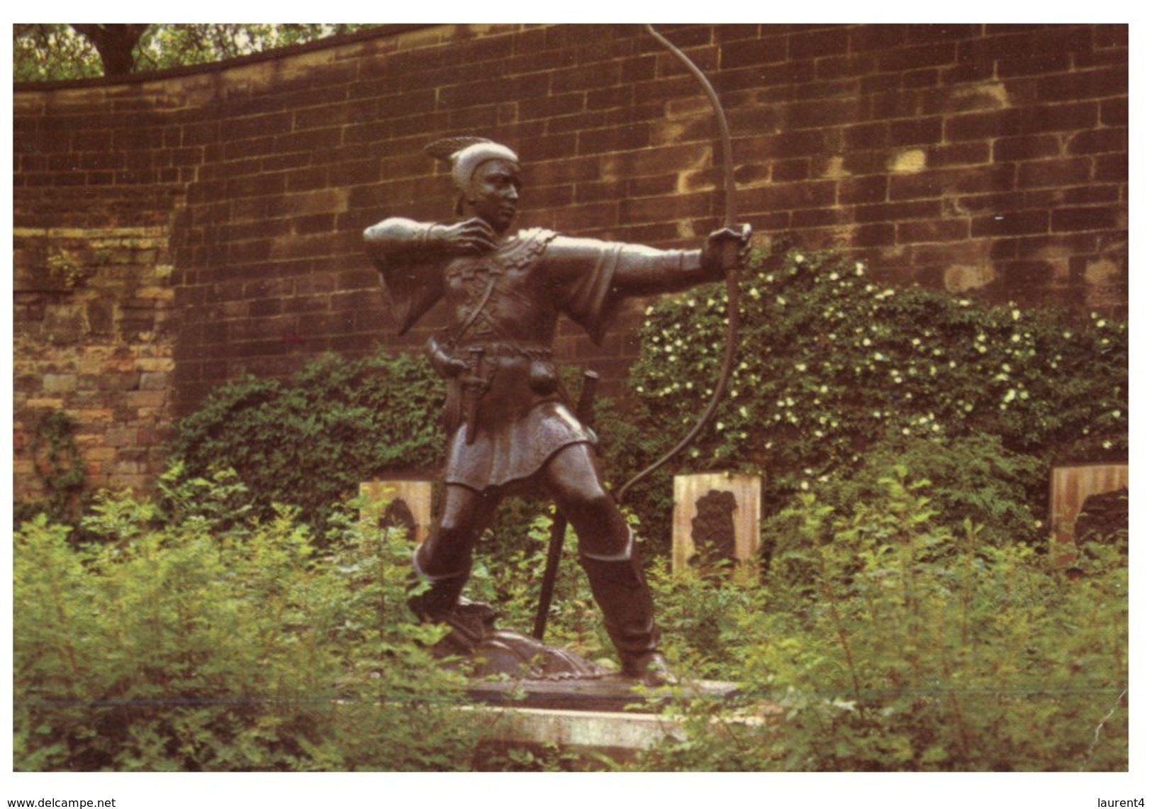 (123) Archery - Robin Hood Statue - Notthingham - Archery