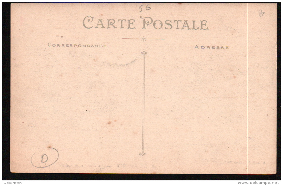 DD1192 - HENNEBONT - LA RUE NEUVE - A GAUCHE, LE PUITS FERRÈ - Hennebont