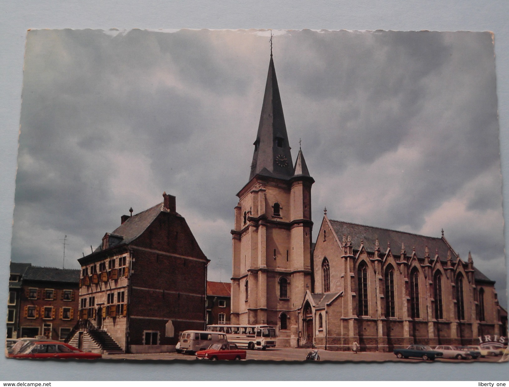 Sint MAURITIUSKERK En Stadhuis BILZEN () Anno 19?? ( Zie/voir Foto Voor Details ) !! - Bilzen