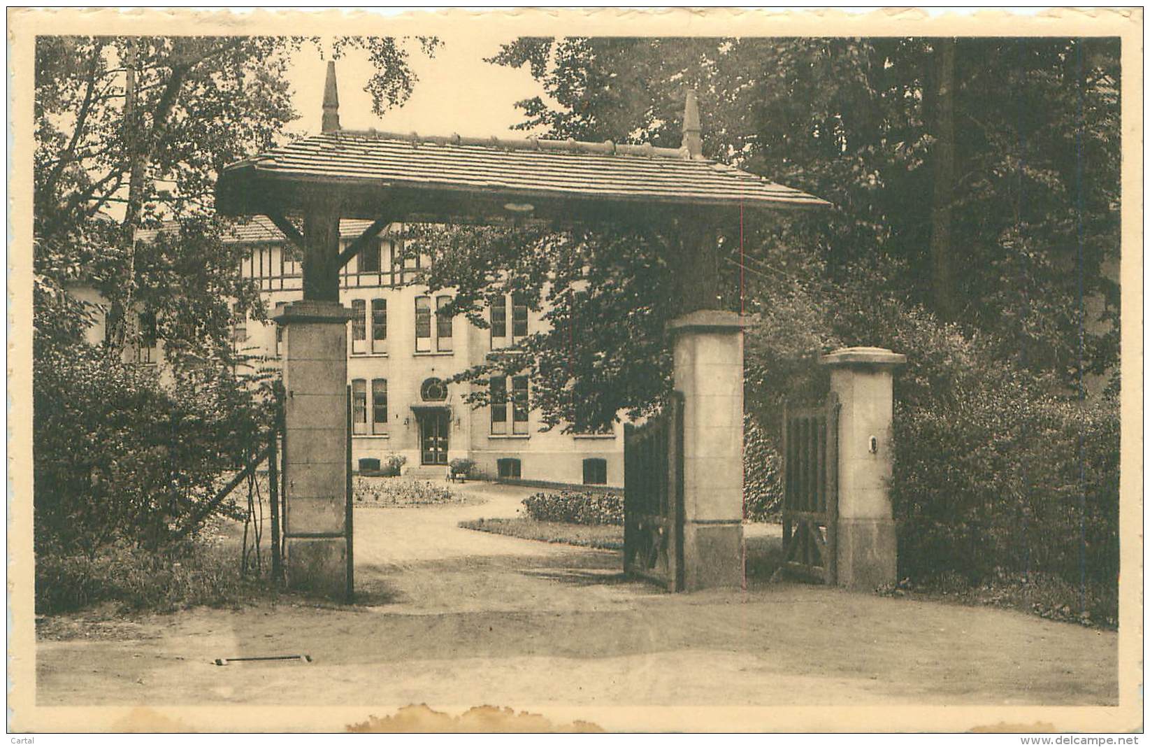 BUYSINGEN - Sanatorium "Rose De La Reine" - L'entrée Du Sanatorium - Halle