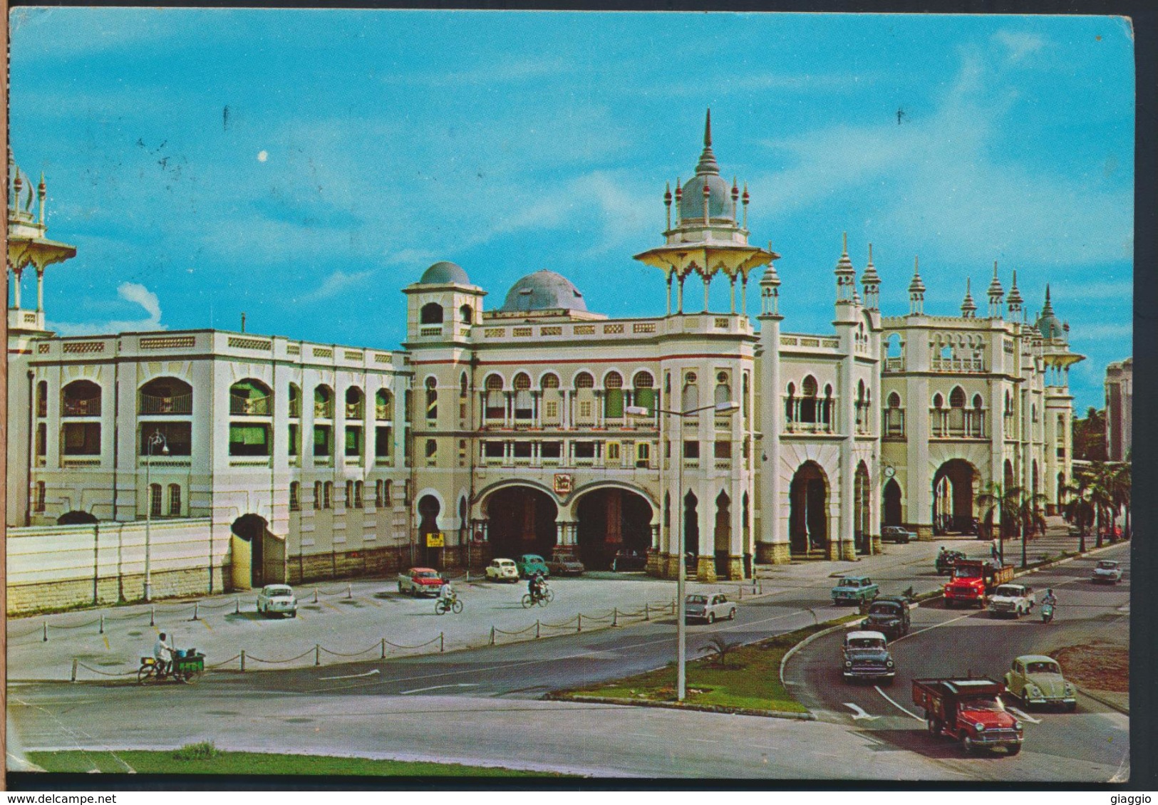°°° 3792 - MALAYSIA - KUALA LUMPUR - RAILWAY STATION - 1977 With Stamps °°° - Malesia