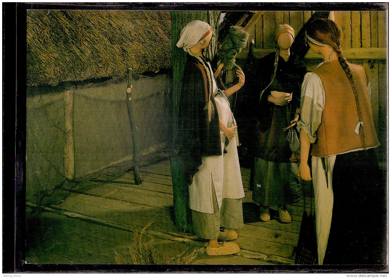 Oldenburg Holst - Wall Museum  Frauen Auf Dem Dorfplatz - Oldenburg (Holstein)