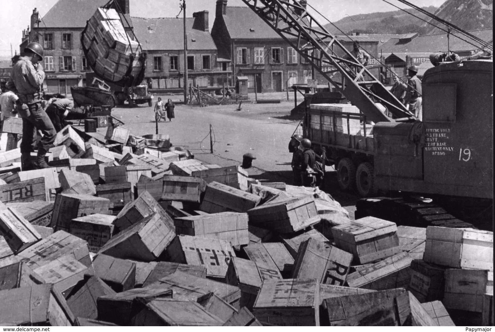 WW2 - Photo-carte - Bataille De Normandie - Déchargement De Caisses à Cherbourg - 1939-45