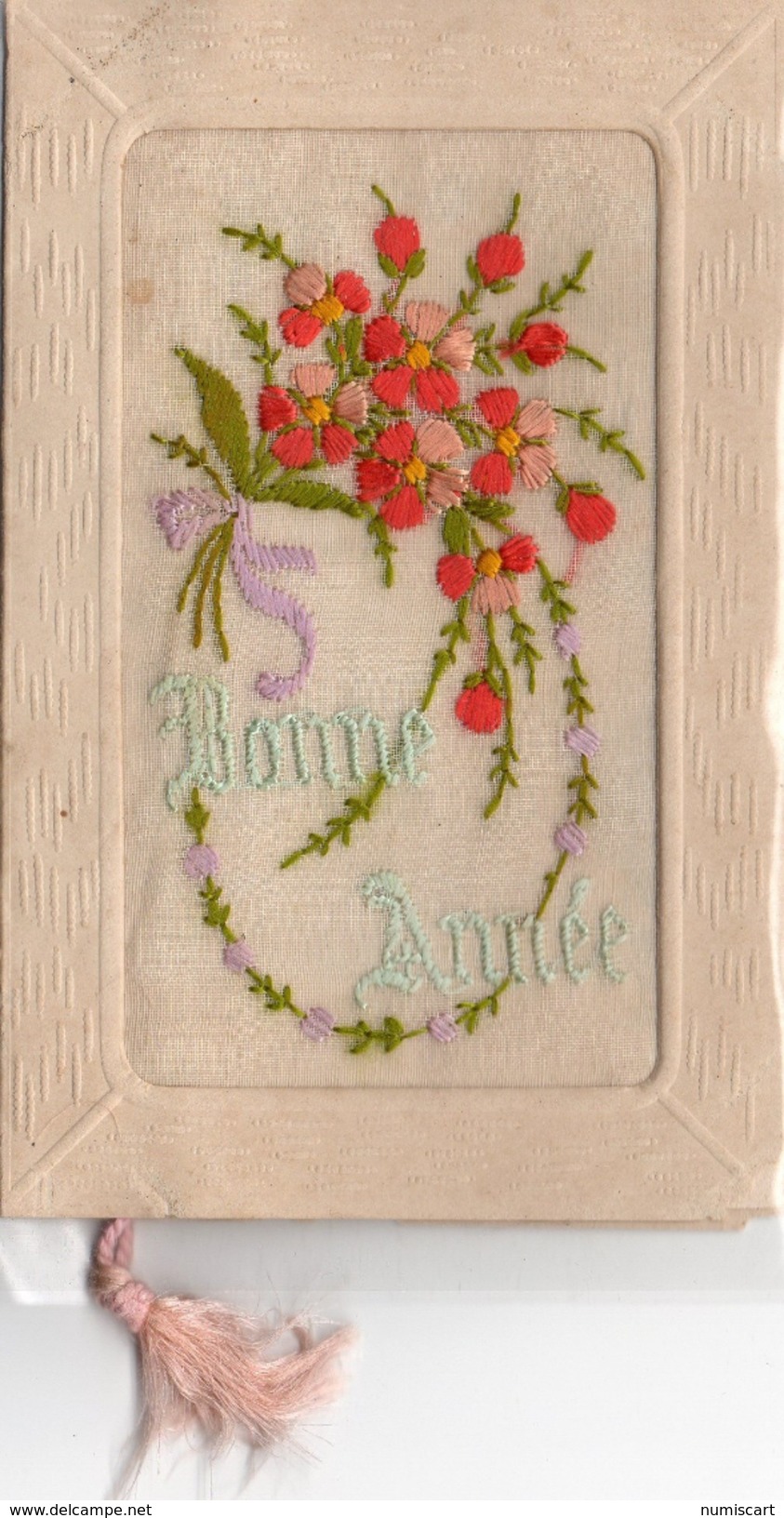 Belle Carte Brodée Fantaisie "Bonne Année" Fleurs Avec Un Cordon Carte Brodée - Bestickt