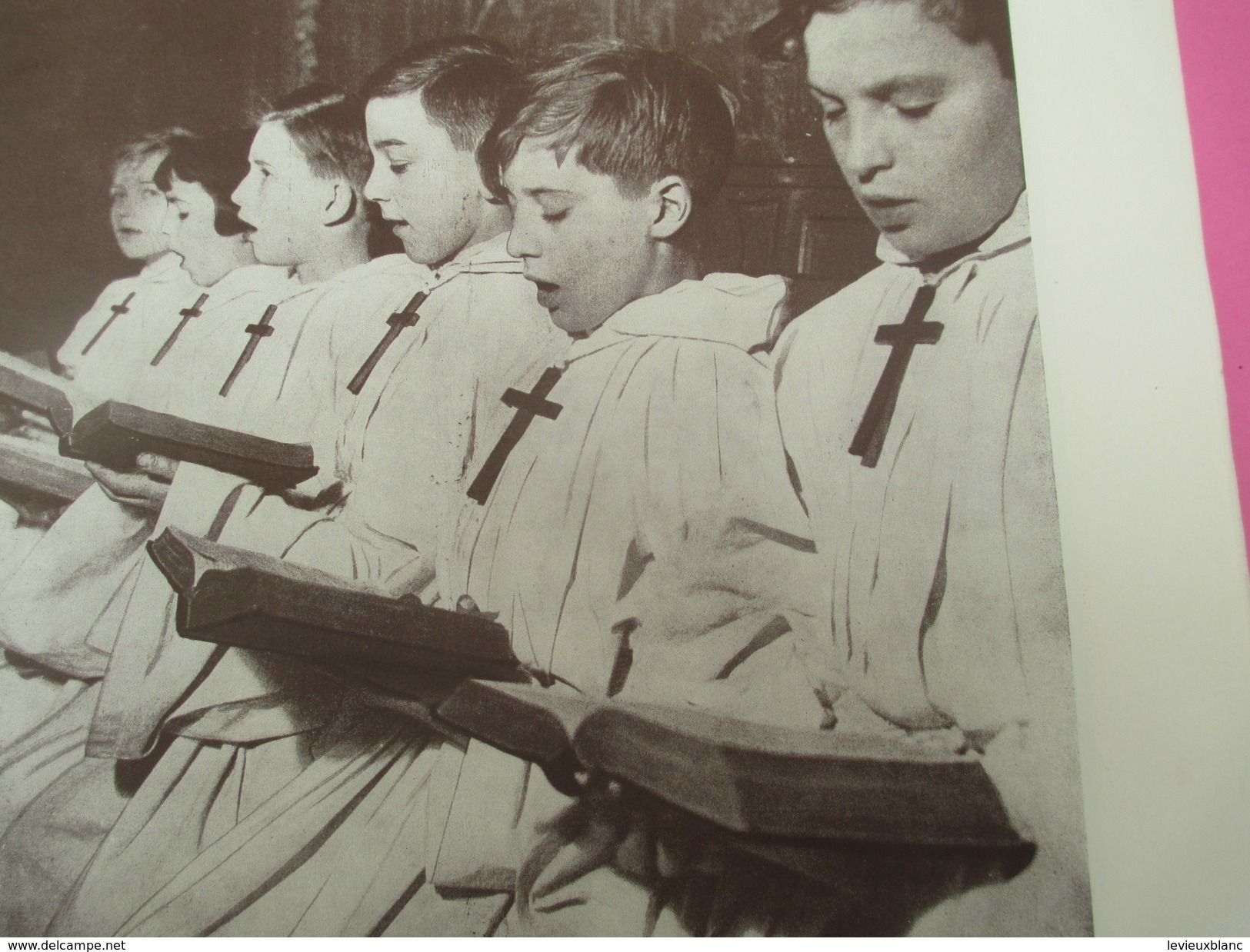 Gde Plaquette De Prestige/Manécanterie Des Petits Chanteurs à La Croix De Bois/1943      CAN300 - Religion & Esotérisme