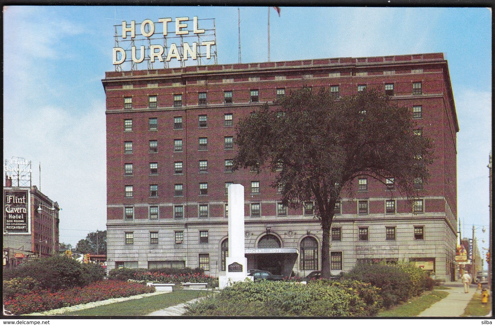 United States Flint, Michigan / Durant Hotel / Monument / Genesee County War Veterans - Flint