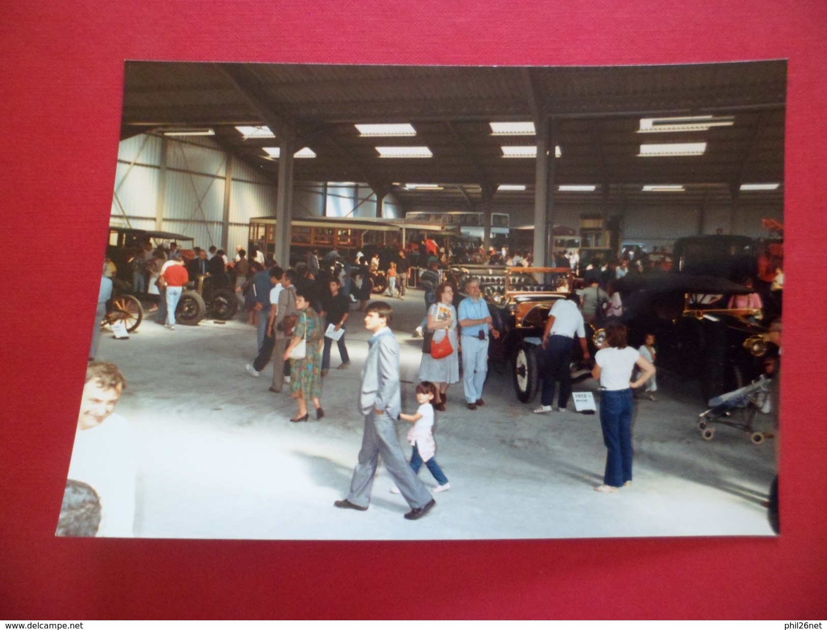 Fondation De L'Automobile Marius Berliet Journées Portes Ouvertes Au Montélier 13 Et14 /9/1986 Visiteurs Dans Le Hall TB - Automobiles