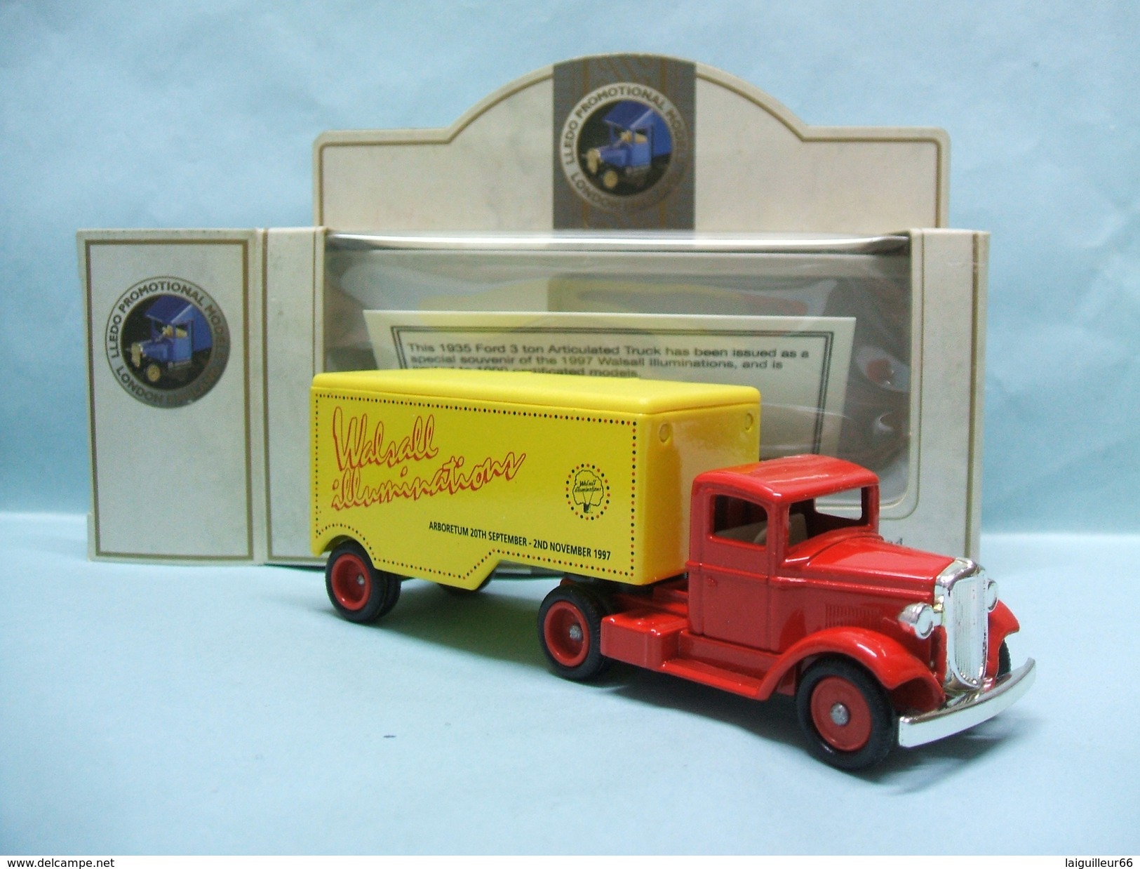 Lledo Promotional - FORD 3 TON ARTICULATED 1935 WALSALL ILLUMINATIONS Edition Limitée BO - Autocarri, Autobus E Costruzione