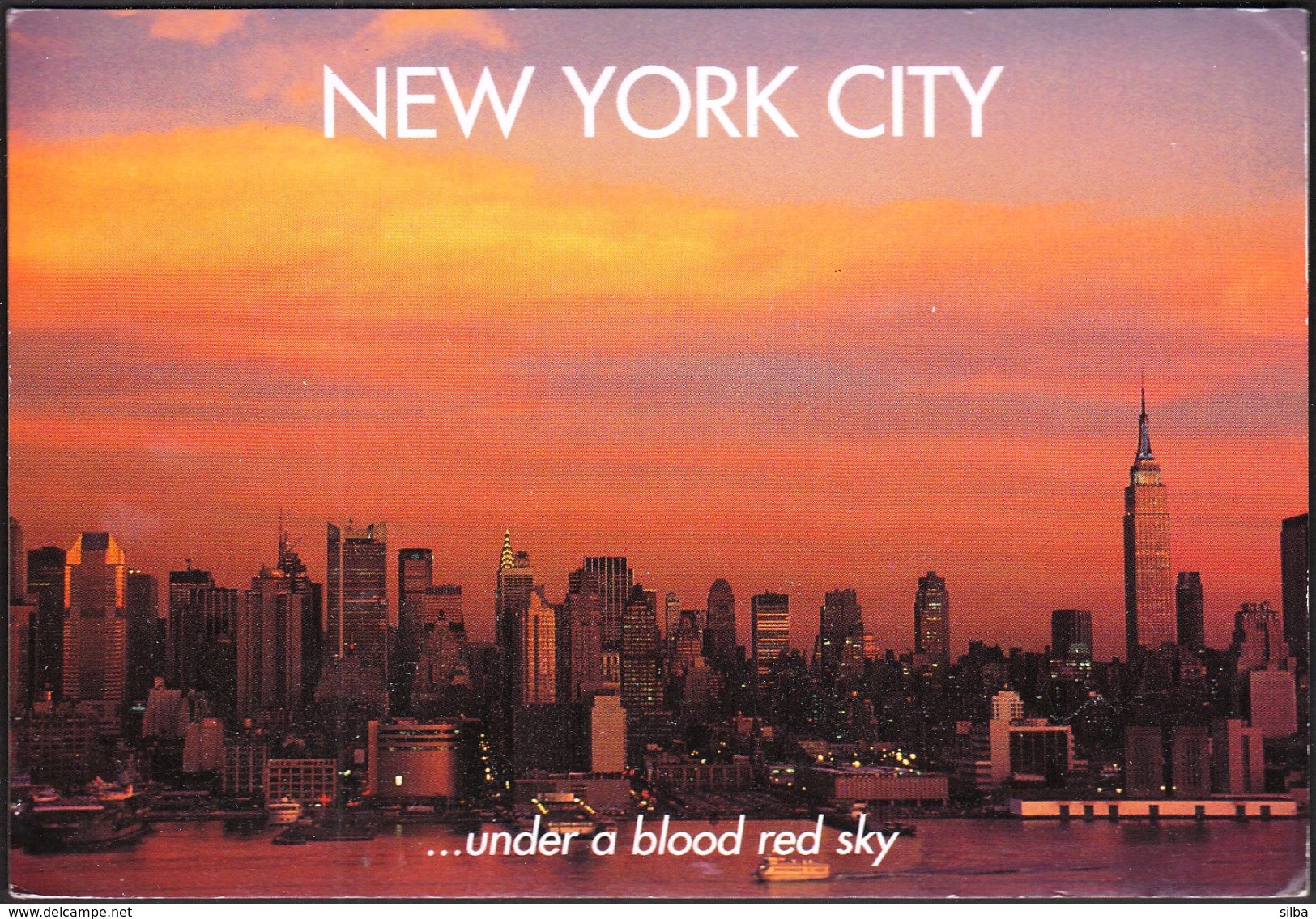 United States New York 1996 / New York City Under A Blood Red Sky / Manhattan Skyline - Transportmiddelen