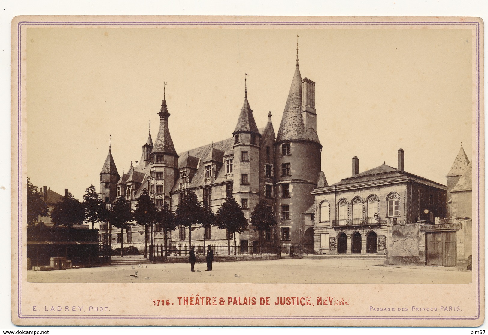 NEVERS, Théatre Et Palais De Justice 1880 - Photo Format Cabinet Contrecollée Sur Carton Fort - 2 Scans - Anciennes (Av. 1900)