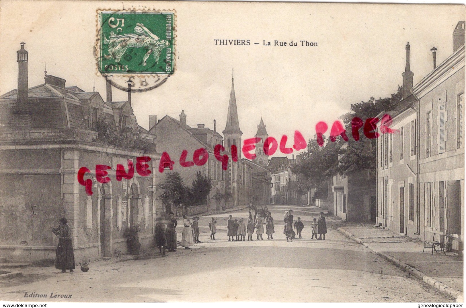 24 - THIVIERS - LA RUE DU THON - Thiviers