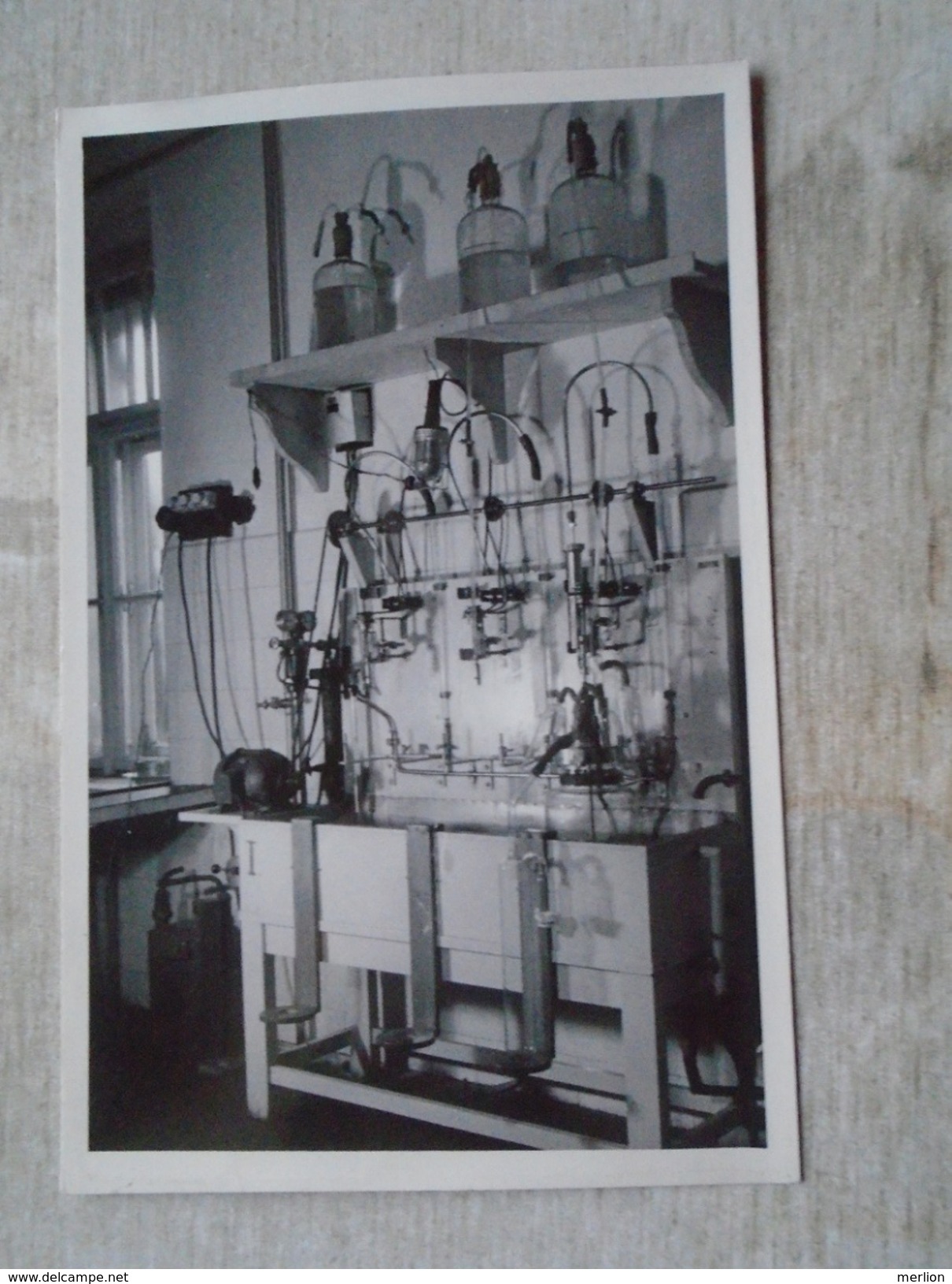 D149374  Old Photo  Chemistry Chimie - Laboratory Fermenter ?  Real Photo Ca 1950's - Photographs