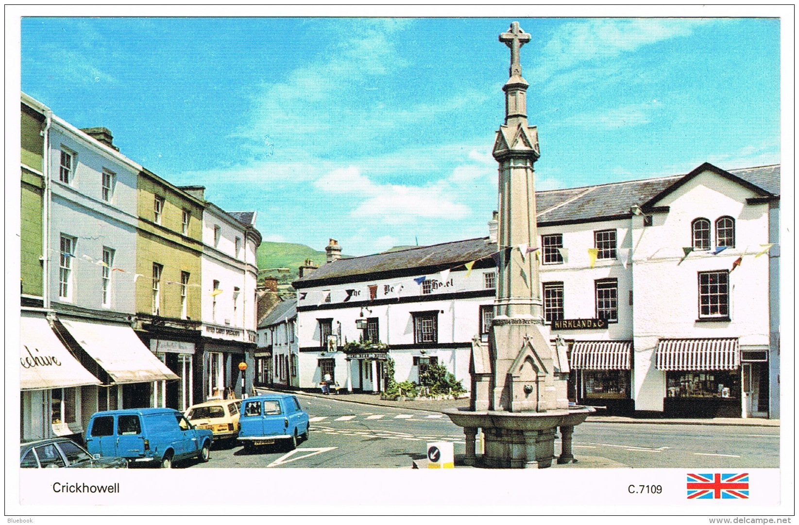 RB 1144 - Postcard - Cars &amp; Fountain Crickhowell - Breconshire Wales - Breconshire