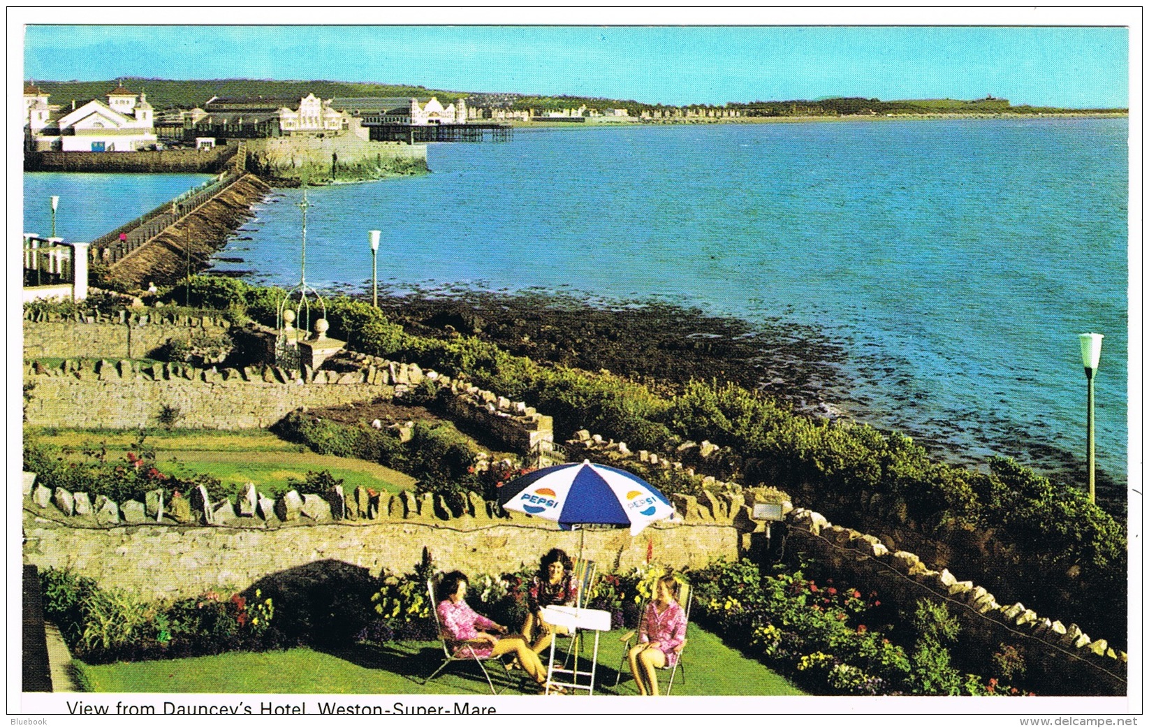 RB 1147 -  2 Postcards - Views From Dauncey's Hotel Weston-super-Mare - Somerset - Weston-Super-Mare