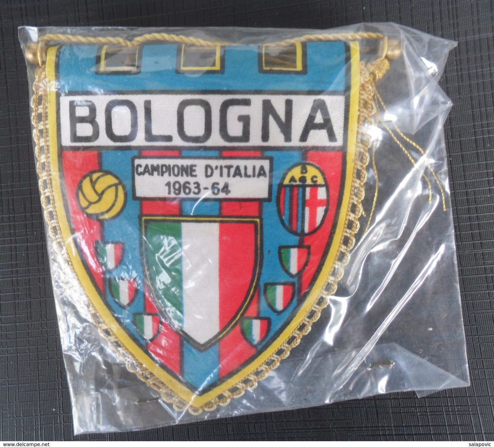 Bologna FC 1909  ITALY FOOTBALL CLUB CALCIO, OLD PENNANT (not Banned) - Kleding, Souvenirs & Andere