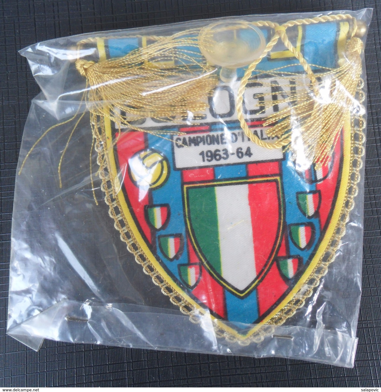 Bologna FC 1909  ITALY FOOTBALL CLUB CALCIO, OLD PENNANT (not Banned) - Bekleidung, Souvenirs Und Sonstige