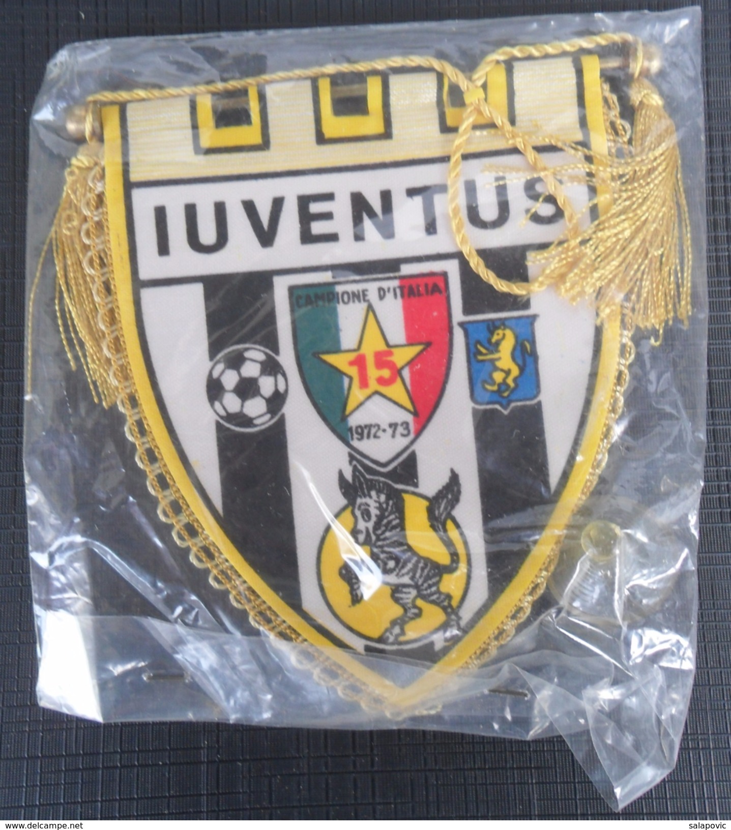 Juventus F.C.  ITALY FOOTBALL CLUB CALCIO OLD PENNANT (not Banned) - Abbigliamento, Souvenirs & Varie