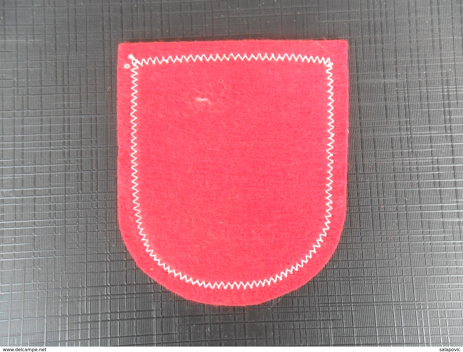 1. FC Kaiserslautern GERMANY  FOOTBALL CLUB CALCIO OLD Stitching PATCHES - Habillement, Souvenirs & Autres