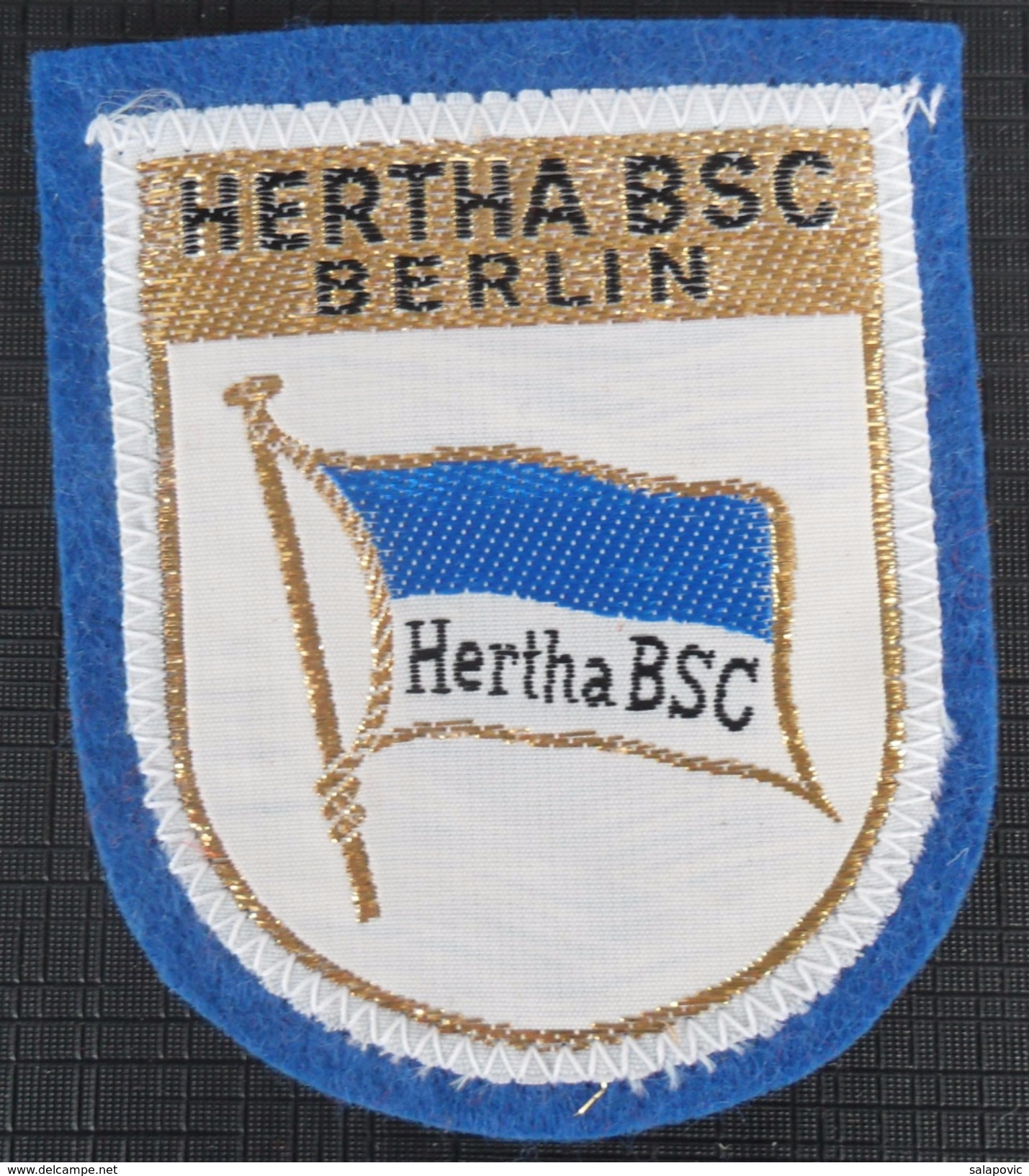 Hertha BSC Berlin GERMANY  FOOTBALL CLUB CALCIO OLD Stitching  PATCHES - Habillement, Souvenirs & Autres